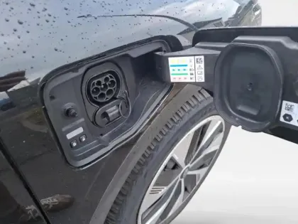 Photo 9 Renault Megane  E-Tech Electric EV60 130ch Evolution ER super charge -C