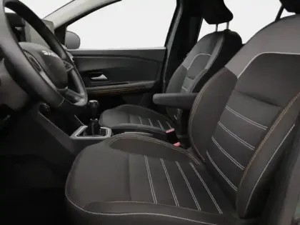 Photo 13 Dacia Sandero  1.0 ECO-G 100ch Stepway Expression