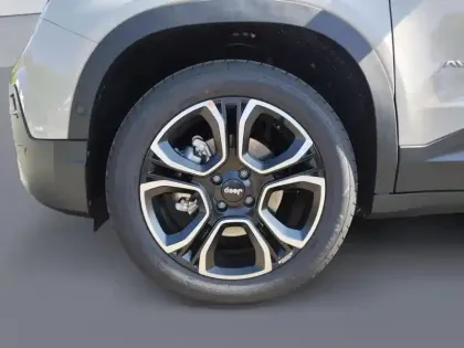 Photo 8 Jeep Avenger  1.2 Turbo T3 100ch MHEV Summit BVR6 eHybrid