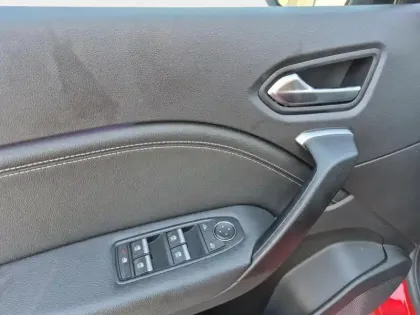 Photo 11 Renault Captur  1.0 TCe 90ch Techno