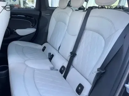 Photo 20 Mini Mini  5 Portes Cooper 136ch Edition Premium Plus BVA7