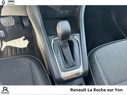 Photo 5 Renault Captur  1.6 E-Tech full hybrid 145ch Techno