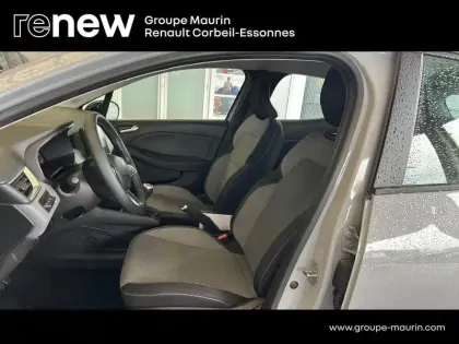 Photo 11 Renault Clio  1.5 dCi 100ch Evolution - 25
