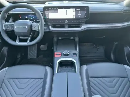 Photo 7 Jeep Compass  1.6 Turbo T4 225ch e-Hybrid Plug-in First Edition BVR7