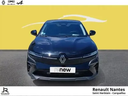 Photo 11 Renault Megane  E-Tech Electric EV60 130ch Evolution ER optimum charge - Caméra de recul