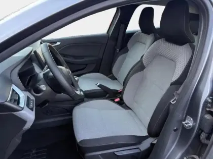 Photo 43 Renault Clio  1.5 dCi 100ch Evolution - 25