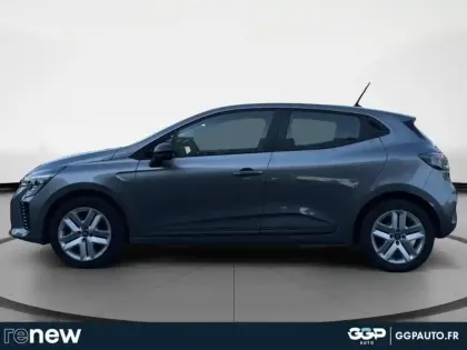 Photo 16 Renault Clio  1.5 dCi 100ch Evolution - 25