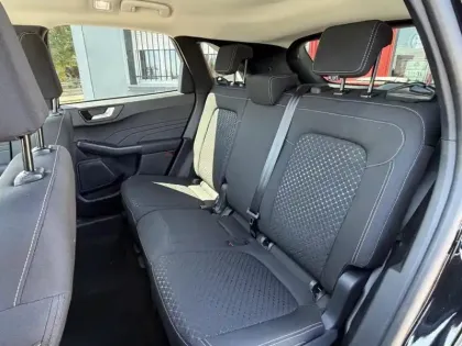 Photo 11 Ford Kuga  2.5 Duratec 180ch Hybrid FlexiFuel Titanium Business Powershift