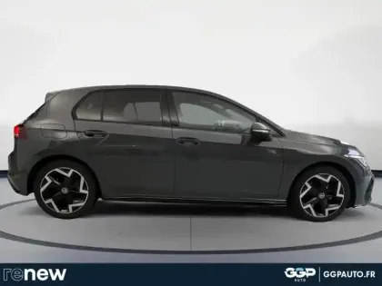 Photo 95 Volkswagen Golf  1.5 eTSI EVO2 150ch R-Line DSG7