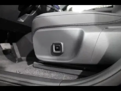 Photo 9 Volvo Ex30  Cross Country P5 Long Range 272ch 69kWh Ultra