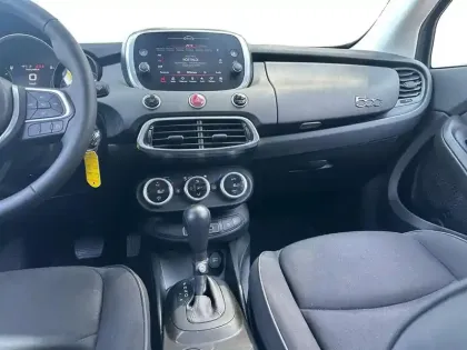Photo 12 Fiat 500 X 1.5 FireFly Turbo 130ch S/S Hybrid (RED) DCT7