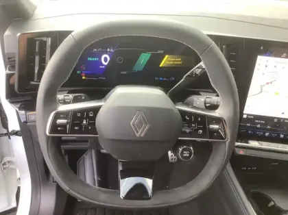 Photo 17 Renault Austral Nouveau full hybrid E-Tech 200 ch Esprit Alpine