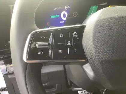 Photo 23 Renault Austral Nouveau full hybrid E-Tech 200 ch Esprit Alpine