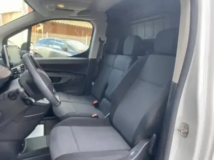 Photo 16 Peugeot Partner III Taille M Asphalt Connect 650kg HDI 100