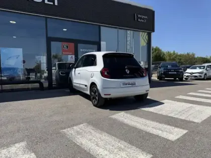 Photo 17 Renault Twingo III Intens TCe 95 EDC