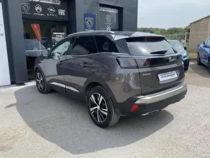Photo 23 Peugeot 3008 II PureTech 130 S&S GT