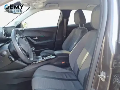 Photo 8 Peugeot 2008  PureTech 100 S&S BVM6