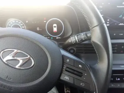 Photo 21 Hyundai Bayon  1.0 T-GDi 100 DCT-7 Hybrid 48V