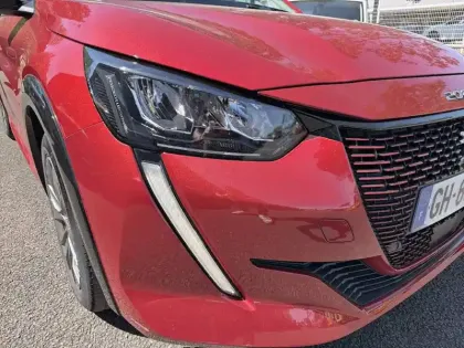 Photo 15 Peugeot 208  Electrique 50 kWh 136ch