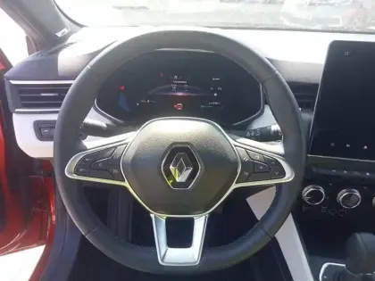 Photo 10 Renault Clio  E-Tech full hybrid 145
