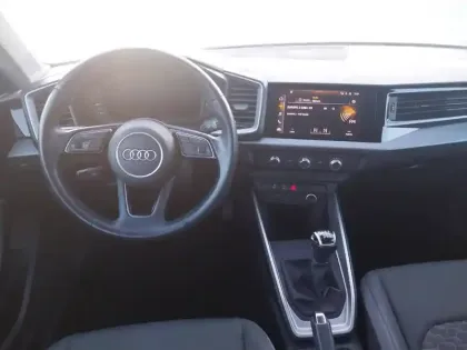 Photo 19 Audi A1  Sportback 30 TFSI 110 ch BVM6