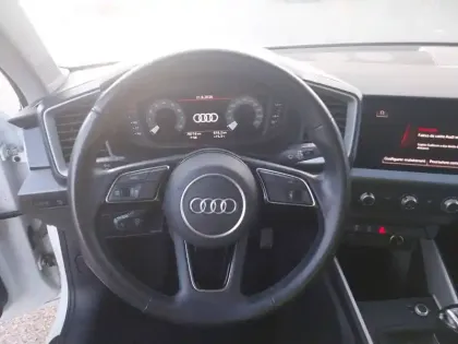 Photo 20 Audi A1  Sportback 30 TFSI 110 ch BVM6