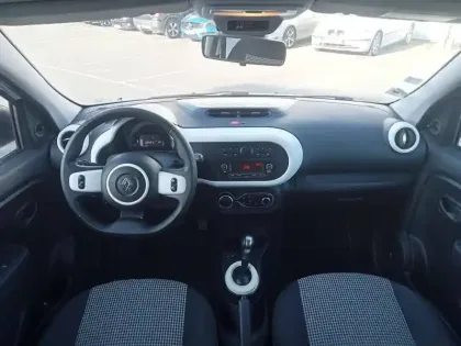Photo 9 Renault Twingo  III E-Tech