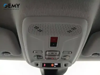 Photo 16 Peugeot 208  Electrique 50 kWh 136ch