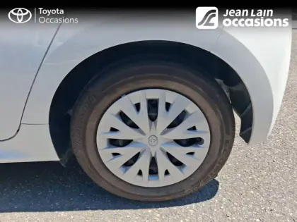 Photo 8 Toyota Yaris  120 VVT-i