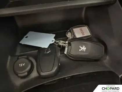 Photo 13 Peugeot 208  Electrique 50 kWh 136ch