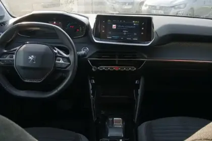 Photo 36 Peugeot 208  Electrique 50 kWh 136ch