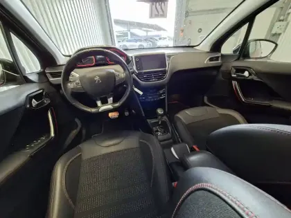 Photo 9 Peugeot 2008  PureTech 110ch S&S EAT6