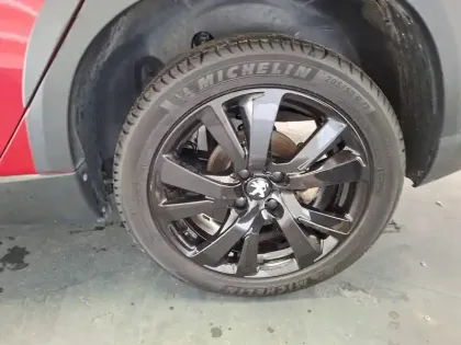 Photo 15 Peugeot 2008  PureTech 110ch S&S EAT6