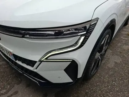 Photo 39 Renault Megane  E-Tech EV60 220 ch optimum charge