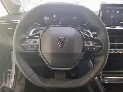 Photo 8 Peugeot 208  Hybrid 110 e-DCS6