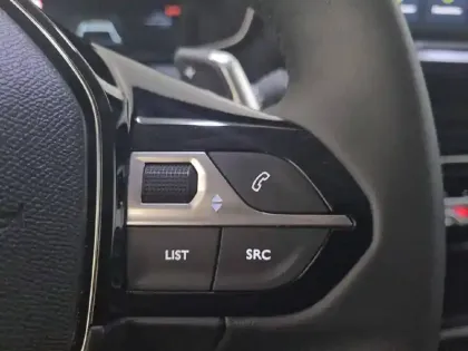 Photo 28 Peugeot 208  Hybrid 110 e-DCS6