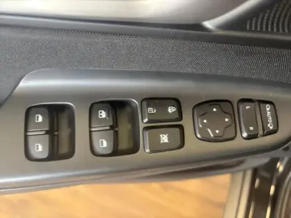 Photo 21 Hyundai Kona  Hybrid 141