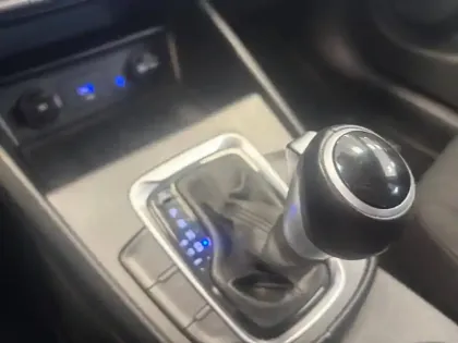 Photo 35 Hyundai Kona  Hybrid 141