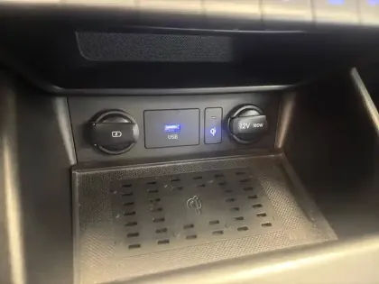 Photo 33 Hyundai Kona  Hybrid 141