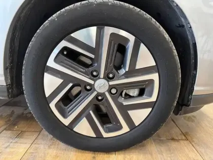 Photo 16 Hyundai Kona  Electrique 39 kWh - 136 ch