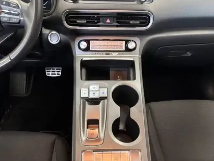 Photo 14 Hyundai Kona  Electrique 39 kWh - 136 ch