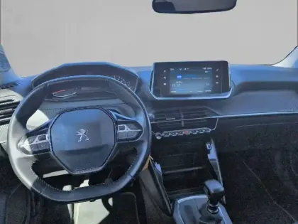 Photo 7 Peugeot 2008  PureTech 100 S&S BVM6