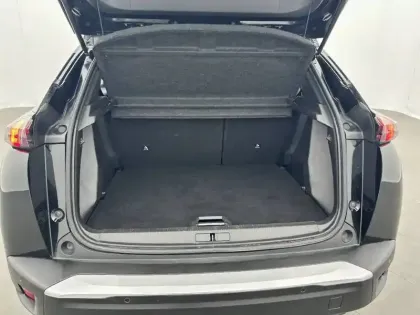Photo 25 Peugeot 2008  PureTech 100 S&S BVM6