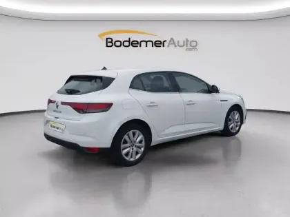 Photo 19 Renault Megane Mégane IV Berline Blue dCi 115