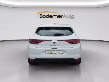 Photo 18 Renault Megane Mégane IV Berline Blue dCi 115