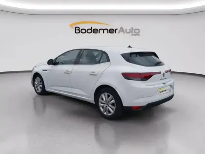 Photo 17 Renault Megane Mégane IV Berline Blue dCi 115