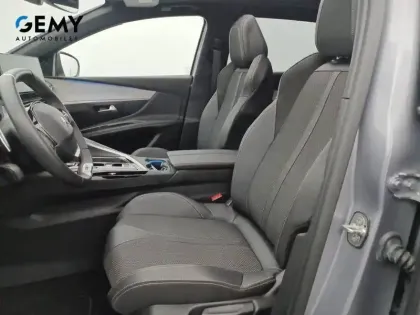 Photo 8 Peugeot 3008  Hybrid 225 e-EAT8