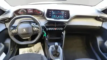 Photo 20 Peugeot 208  PureTech 75 S&S BVM5