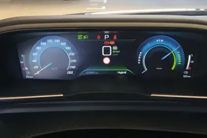 Photo 18 Peugeot 508  SW Hybrid 225 e-EAT8