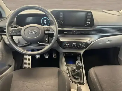 Photo 15 Hyundai Bayon  1.0 T-GDi 100 Hybrid 48V